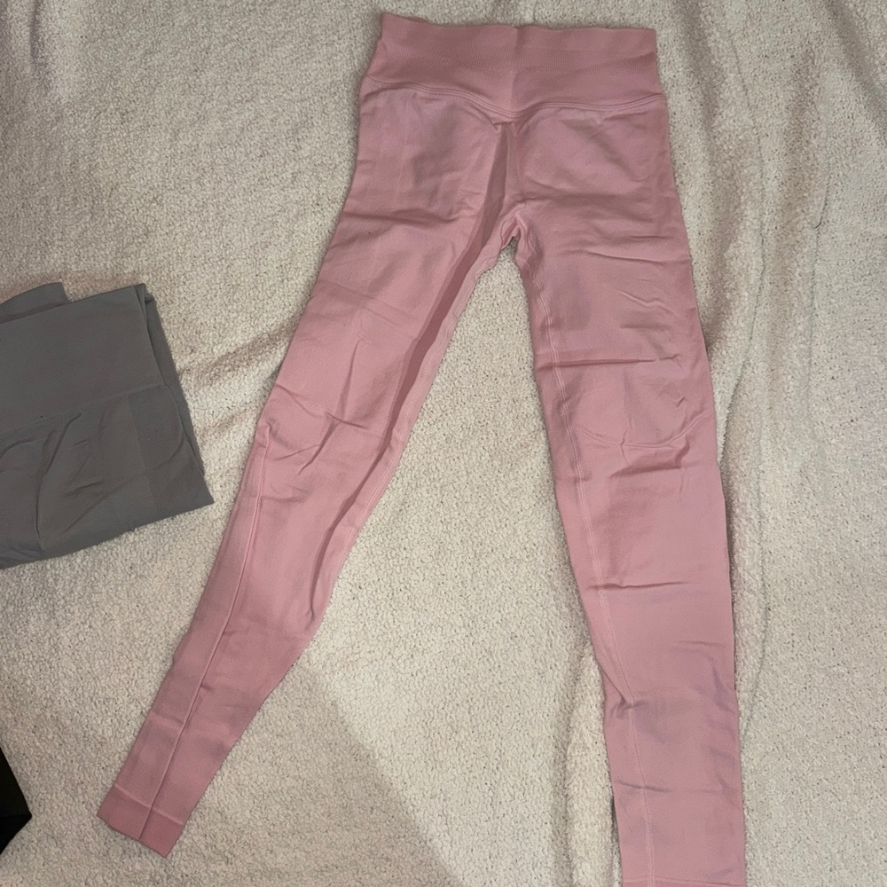 Assorted Color Workout Leggings Lot/Set - Picture 3 of 11